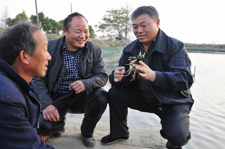 溧阳水产专家潘洪强近日双喜临门